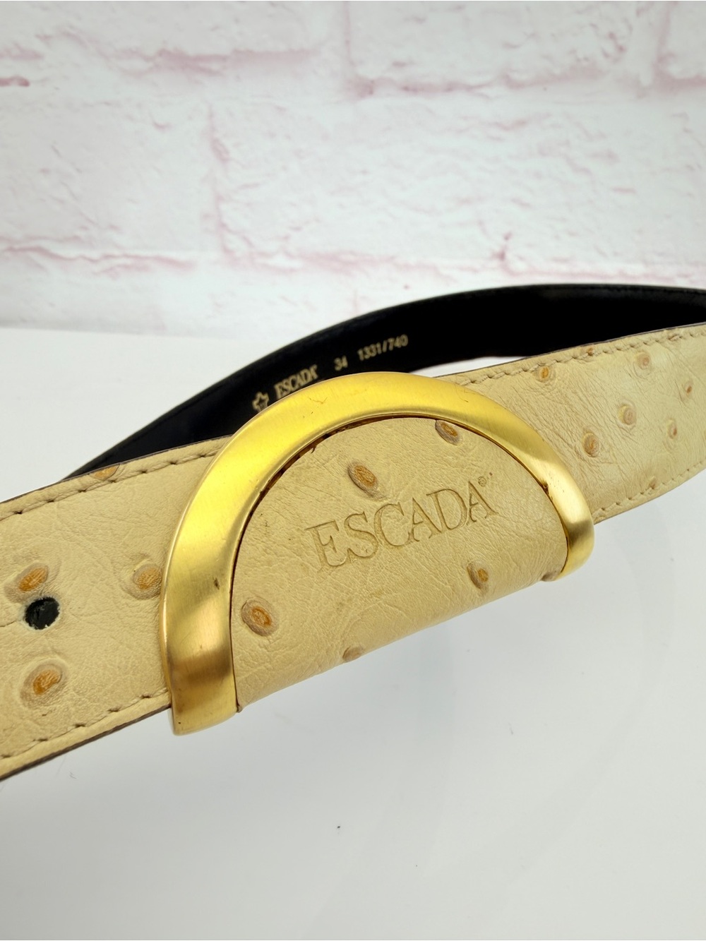 Escada Beige Ostrich-Texture Leather Belt with Gold-Tone Buckle Small - Picture 8 of 9